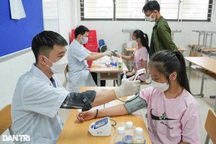 14.739 ca mắc mới, đã có 12.414 trẻ từ 5-11 tuổi được tiêm vaccine