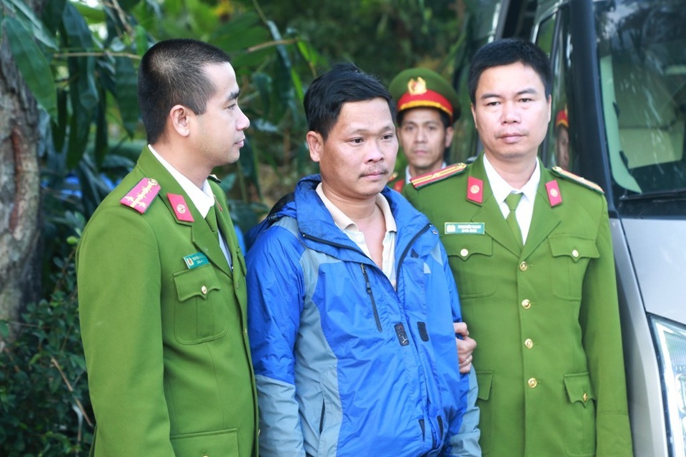 Bắt giám đốc, kế toán xuất khống trên 400 hóa đơn giá trị gia tăng - 1 Bắt giám đốc, kế toán xuất khống trên 400 hóa đơn giá trị gia tăng - 1