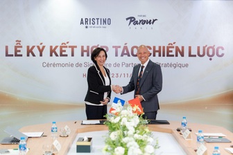Aristino ký hợp tác với hãng điều chế nước hoa Pháp Parfums Parour Paris