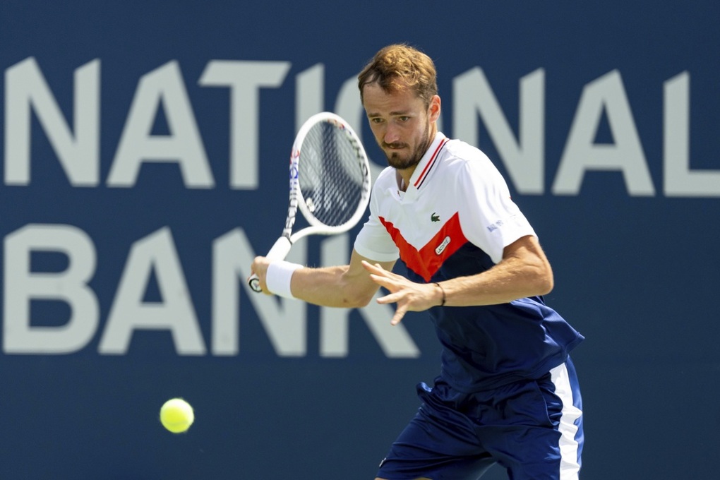 Đối thủ bỏ cuộc, Djokovic đi tiếp ở Cincinnati Masters - 3 Đối thủ bỏ cuộc, Djokovic đi tiếp ở Cincinnati Masters - 3