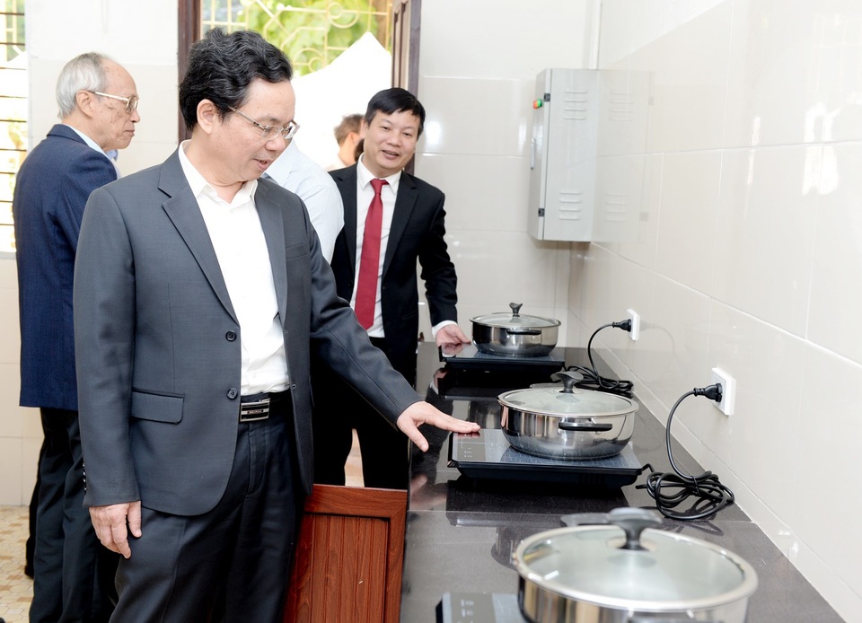 Trường ĐH Kinh tế quốc dân đầu tư ký túc xá kiểu mẫu, tiện nghi - 3 Trường ĐH Kinh tế quốc dân đầu tư ký túc xá kiểu mẫu, tiện nghi - 3