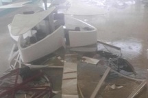 Sân bay nổi tiếng thế giới tan tác và đổ nát sau siêu bão Irna