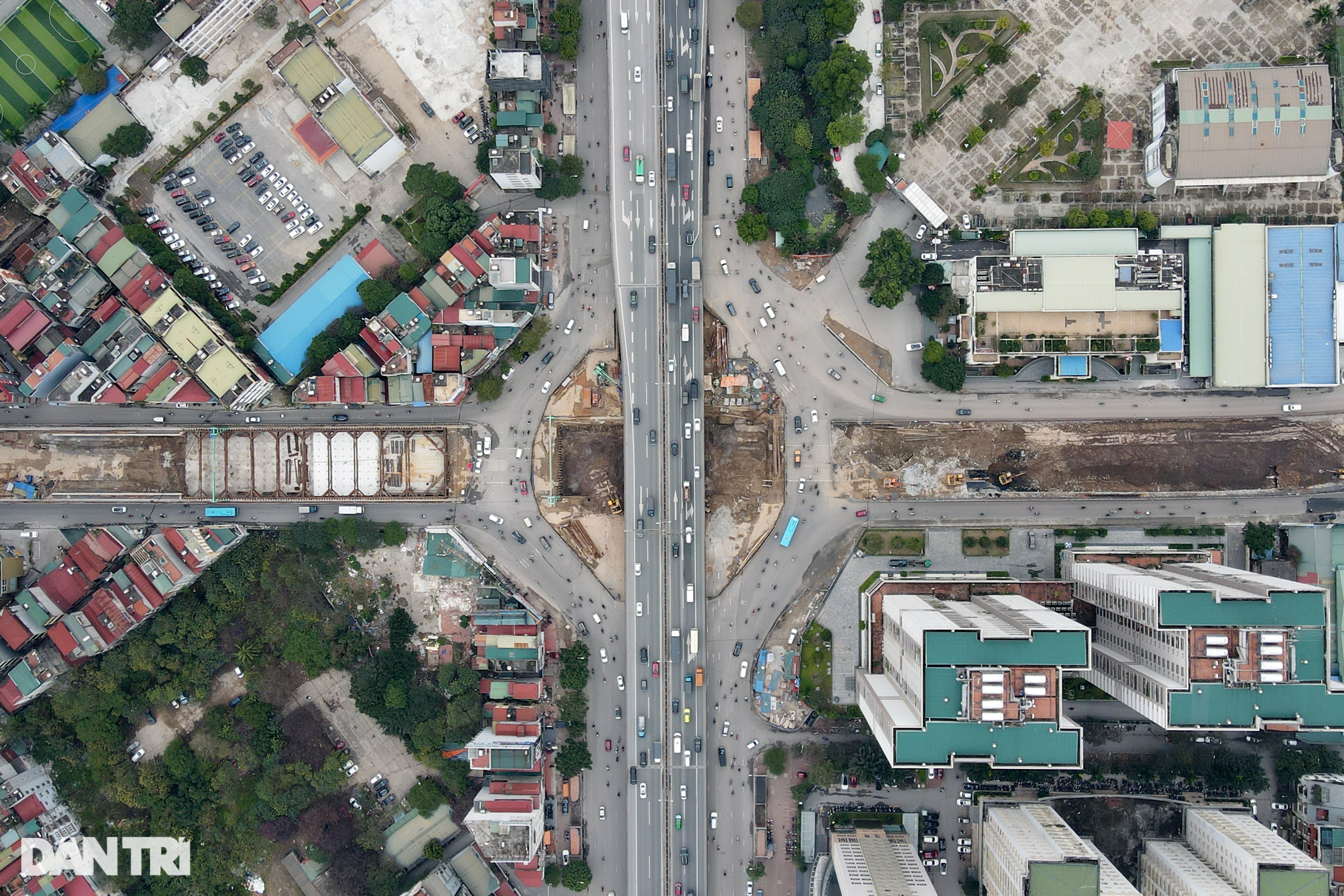 Cận cảnh hầm chui Lê Văn Lương hơn 700 tỷ đồng tại Hà Nội dần thành hình - 2 Cận cảnh hầm chui Lê Văn Lương hơn 700 tỷ đồng tại Hà Nội dần thành hình - 2