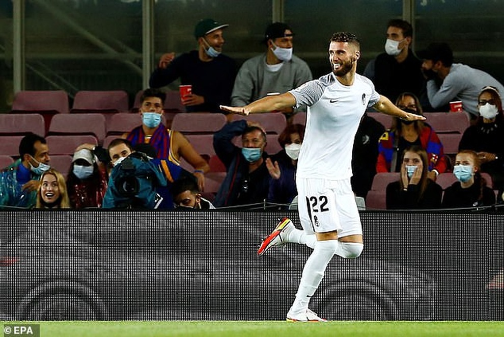 Hòa thất vọng đối thủ yếu, Barcelona bị Real Madrid bỏ xa - 2 Hòa thất vọng đối thủ yếu, Barcelona bị Real Madrid bỏ xa - 2