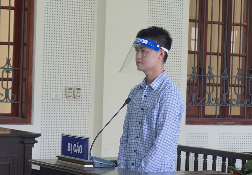 Giả danh công an lừa chạy đấu giá đất quy hoạch - 1 Giả danh công an lừa chạy đấu giá đất quy hoạch - 1