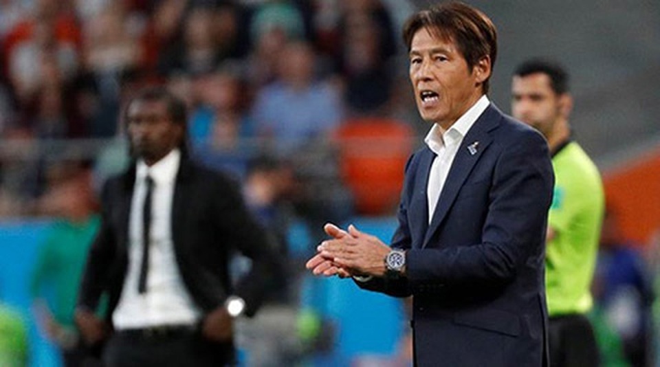 HLV Akira Nishino chưa thể trở lại, đội tuyển Thái Lan gặp khó khăn - 1