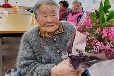 Mẹ HLV Park Hang Seo muốn sang Việt Nam thăm con