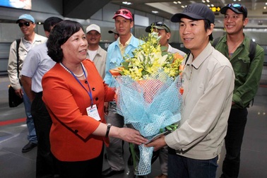 "Tăng 26% lao động đi xuất khẩu, ổn định chính sách bảo hiểm xã hội"