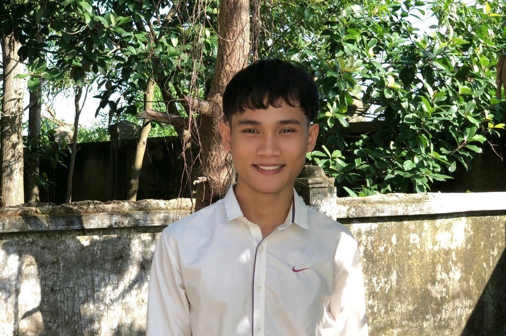 Hai sinh viên mồ côi từ làng S0S đỗ đại học được hỗ trợ học phí, máy tính - 2 Hai sinh viên mồ côi từ làng S0S đỗ đại học được hỗ trợ học phí, máy tính - 2
