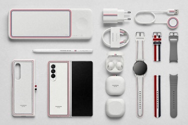 "Cháy hàng" trong nửa ngày - Samsung xác nhận kỷ lục đặt hàng mới cho phiên bản Thom Browne