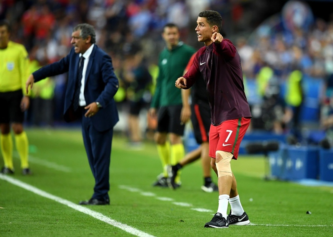 Man Utd thua thảm Man City: Khi siêu nhân C.Ronaldo… bỏ trốn - 2 Man Utd thua thảm Man City: Khi siêu nhân C.Ronaldo… bỏ trốn - 2