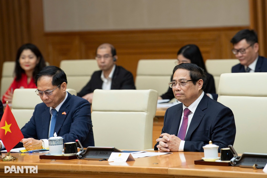 Thủ tướng: Việt Nam đảm bảo môi trường đầu tư an toàn, minh bạch - 2 Thủ tướng: Việt Nam đảm bảo môi trường đầu tư an toàn, minh bạch - 2