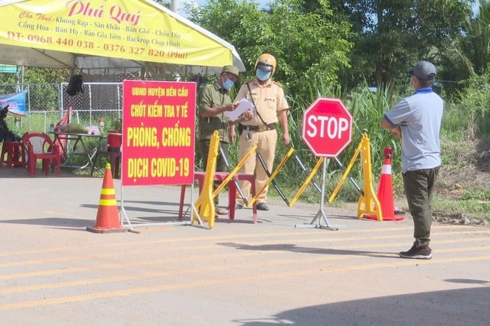 Tạm dừng hoạt động 7 công ty không đảm bảo 3 tại chỗ - 1 Tạm dừng hoạt động 7 công ty không đảm bảo 3 tại chỗ - 1