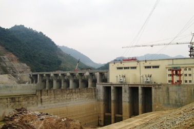 Xử phạt nhiều nhà máy không báo cáo quản lý chất thải nguy hại