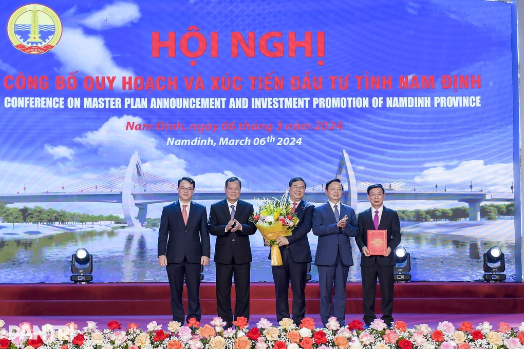 Đến năm 2030 Nam Định sẽ là tỉnh phát triển khá của cả nước - 2 Đến năm 2030 Nam Định sẽ là tỉnh phát triển khá của cả nước - 2