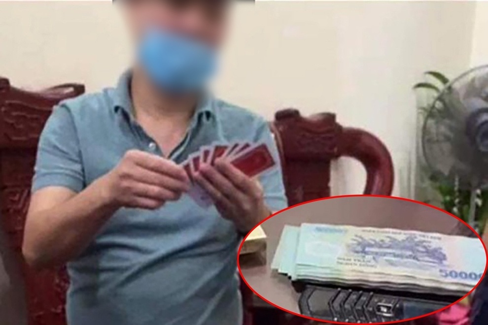Hà Nội: Nghi vấn lãnh đạo phường tụ tập đánh bạc, Quận ủy Long Biên nói gì? - 1 Hà Nội: Nghi vấn lãnh đạo phường tụ tập đánh bạc, Quận ủy Long Biên nói gì? - 1