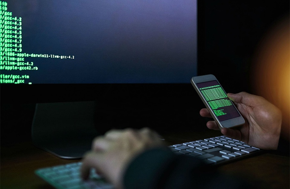 Tại sao hacker có thể mạo danh ngân hàng, nhà mạng để gửi tin nhắn lừa đảo? - 3 Tại sao hacker có thể mạo danh ngân hàng, nhà mạng để gửi tin nhắn lừa đảo? - 3
