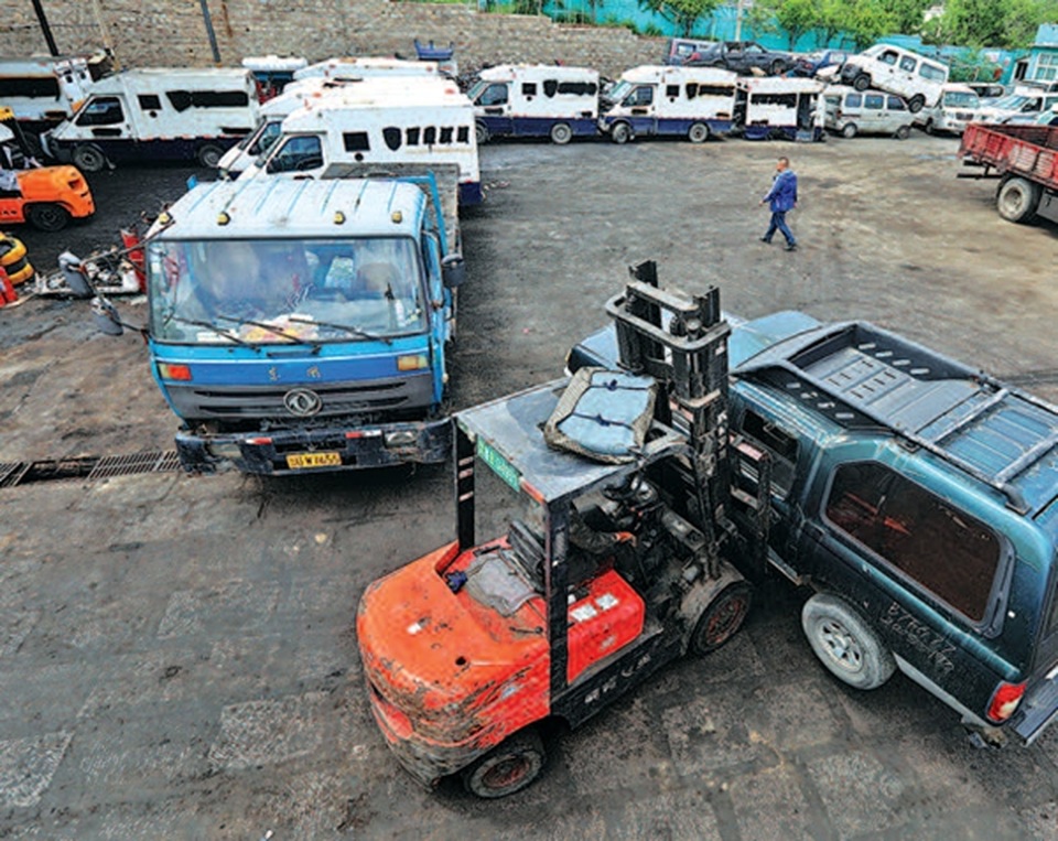 Việc tiêu huỷ ô tô cũ được tiến hành như thế nào tại Trung Quốc? - 1 Việc tiêu huỷ ô tô cũ được tiến hành như thế nào tại Trung Quốc? - 1