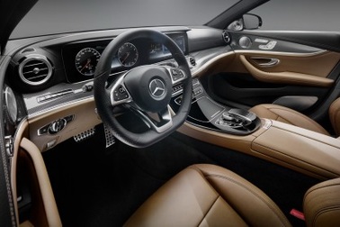 Hình ảnh chính thức đầu tiên về nội thất E-Class thế hệ mới