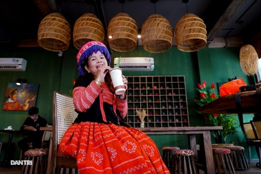 Cà phê của vợ chồng A Phủ giữa lòng Sài Gòn