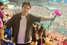 Hậu show Blackpink ở Hà Nội: Đi cả hai đêm diễn vẫn muốn xem tiếp