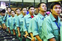 Giám đốc về XKLĐ bán 200 hộ chiếu cho LĐXK bỏ trốn 