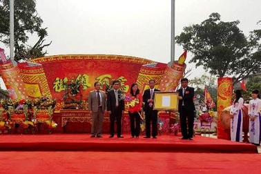 Phù điêu Quốc tổ Lạc Long Quân được công nhận Bảo vật quốc gia