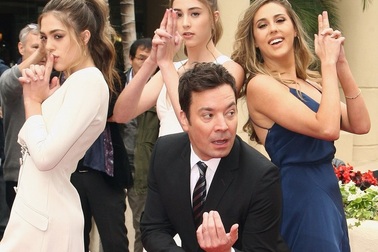 Quả Cầu Vàng 2017: Những thông tin bên lề gây chú ý