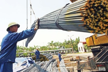 Lạm phát thấp, lo tăng trưởng