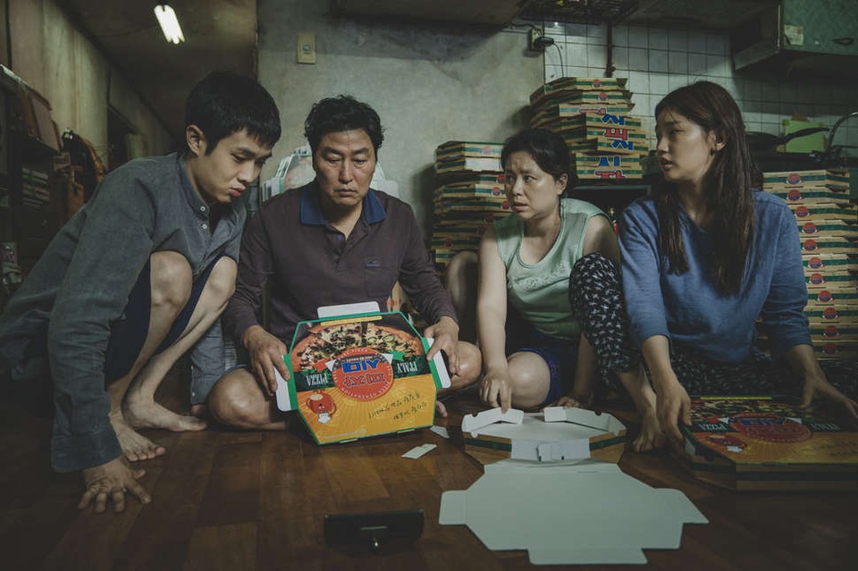 Không bộ phim nào thâu tóm tinh thần năm 2019 như “Parasite” - 2 Không bộ phim nào thâu tóm tinh thần năm 2019 như “Parasite” - 2