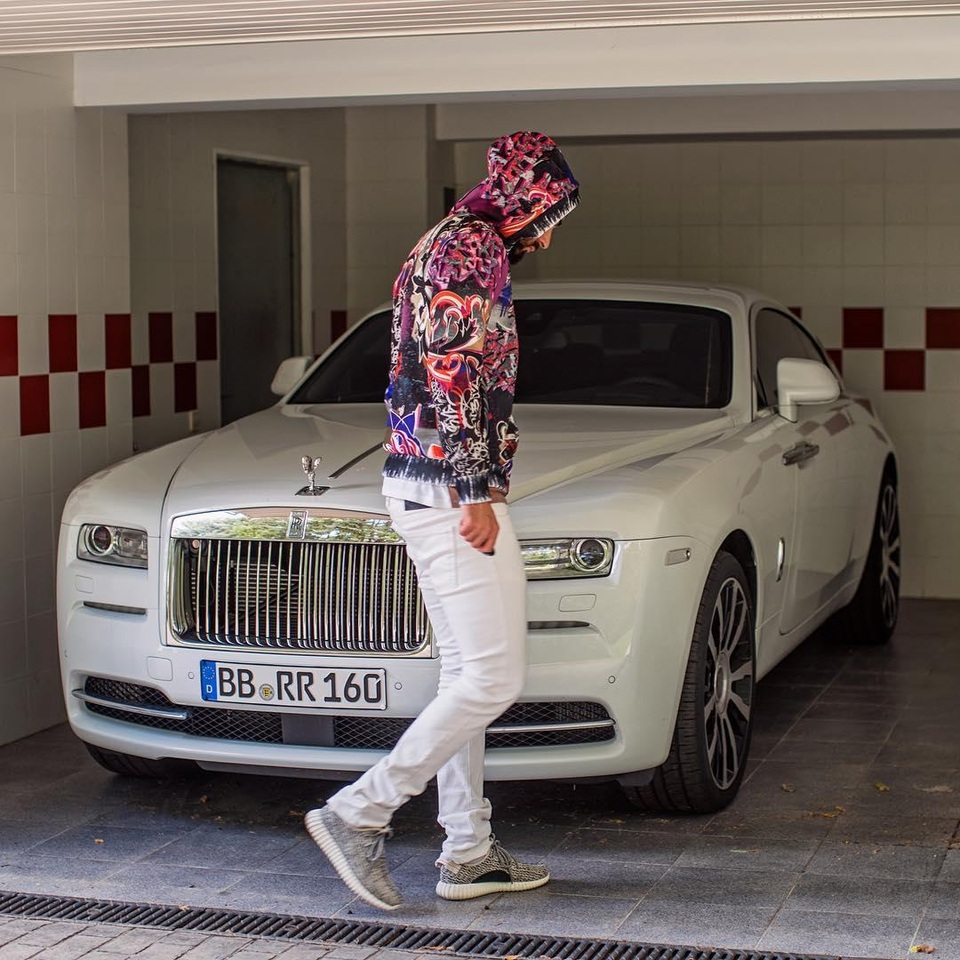 Bộ sưu tập xế hộp hàng trăm tỷ đồng của Karim Benzema - 7