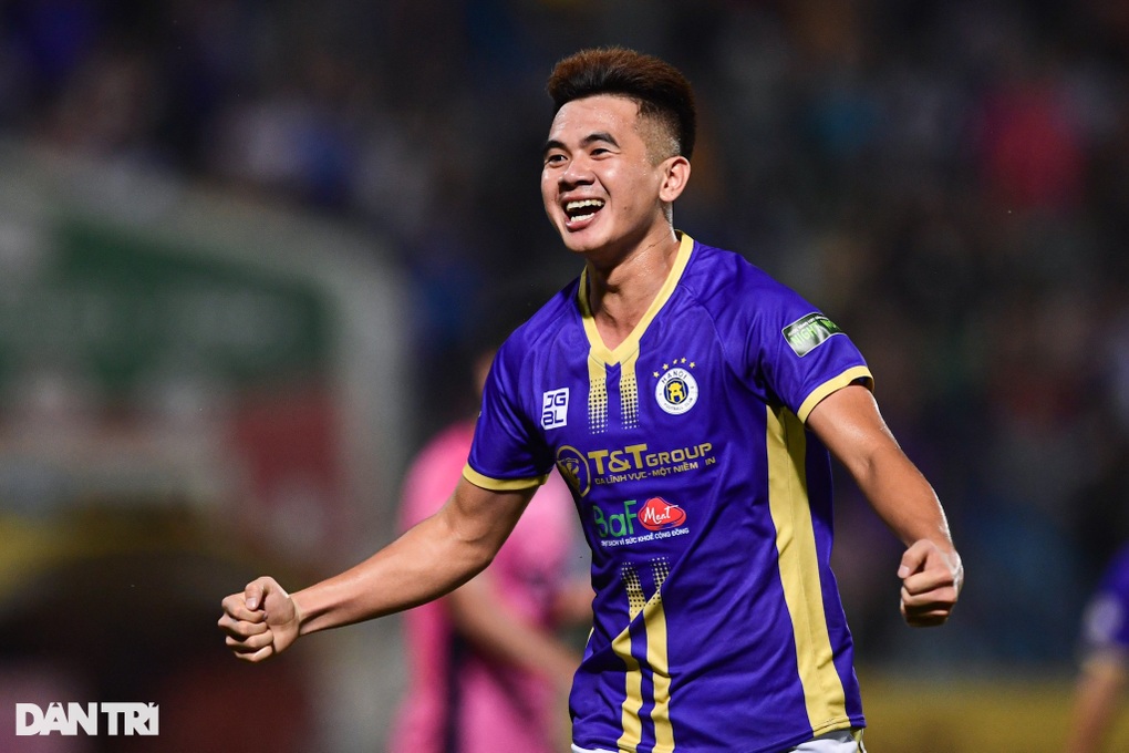 CLB Hà Nội lần thứ 6 vô địch V-League - 4 CLB Hà Nội lần thứ 6 vô địch V-League - 4