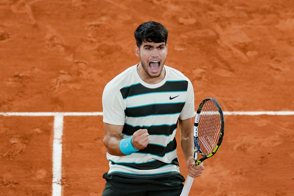 Alcaraz alcanza la final de Roland Garros por segunda vez consecutiva - 2 Alcaraz lần thứ hai liên tiếp vào chung kết Roland Garros - 2