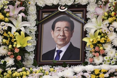 Hàn Quốc chia rẽ vì cái chết đột ngột của Thị trưởng Seoul