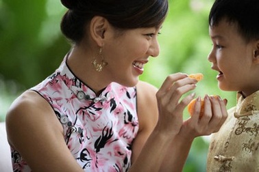 Đến nhà bạn trai chơi, tôi bất ngờ khi có một cậu bé tìm đến cửa