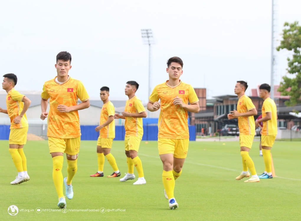 U23 Việt Nam đấu tập nội bộ với U23 Bahrain tại Thái Lan - 1 U23 Việt Nam đấu tập nội bộ với U23 Bahrain tại Thái Lan - 1