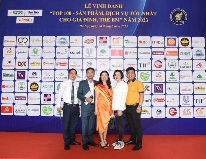 Max English - Lãnh đạo bản thân, chủ động thành công