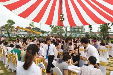 Độc đáo với tiệc nướng ngoài trời tại Vinhomes Thăng Long