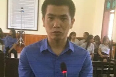 Giấu 3.200 viên hồng phiến trong 4 bao cao su