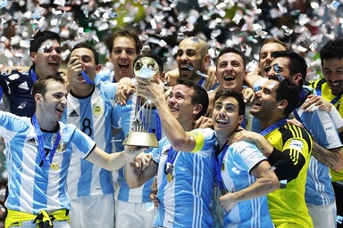 Thắng kịch tính Nga, Argentina lần đầu vô địch World Cup futsal