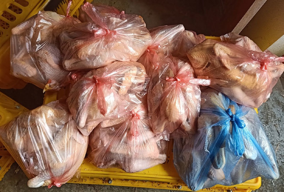 Sự thật gà ri đặc sản 45.000 đồng/con bán tràn chợ mạng - 3