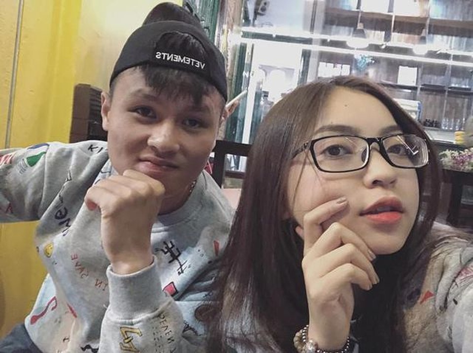 Dân mạng tiếc nuối chuyện tình 3 năm của Quang Hải - Nhật Lê - 2 Dân mạng tiếc nuối chuyện tình 3 năm của Quang Hải - Nhật Lê - 2