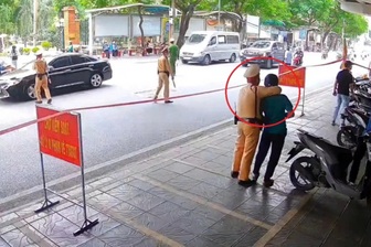 CSGT phát hiện đối tượng tàng trữ ma túy khi xử lý vi phạm giao thông