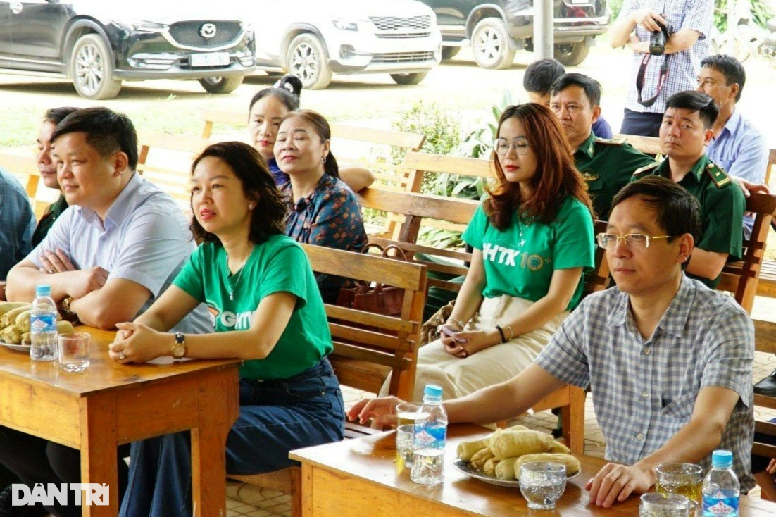 View - Khởi công xây dựng điểm trường Dân trí tại vùng "chảo lửa" | Báo Dân trí