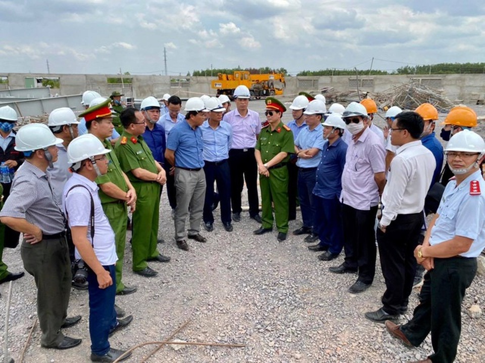 Vụ sập tường 10 người chết: Dừng thi công tất cả các hạng mục - 2 Vụ sập tường 10 người chết: Dừng thi công tất cả các hạng mục - 2