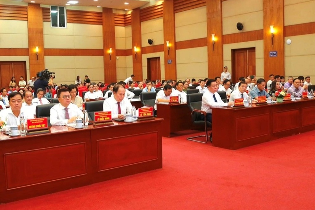 Công tác dư luận xã hội phải bám sát hơi thở cuộc sống - 2 Công tác dư luận xã hội phải bám sát hơi thở cuộc sống - 2