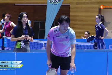 Phúc Huỳnh giành chiến thắng ấn tượng trước Thomas Yu