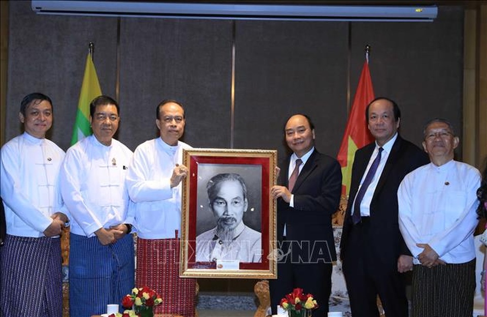 Thủ tướng kết thúc chuyến thăm chính thức Cộng hòa Liên bang Myanmar - 2 Thủ tướng kết thúc chuyến thăm chính thức Cộng hòa Liên bang Myanmar - 2
