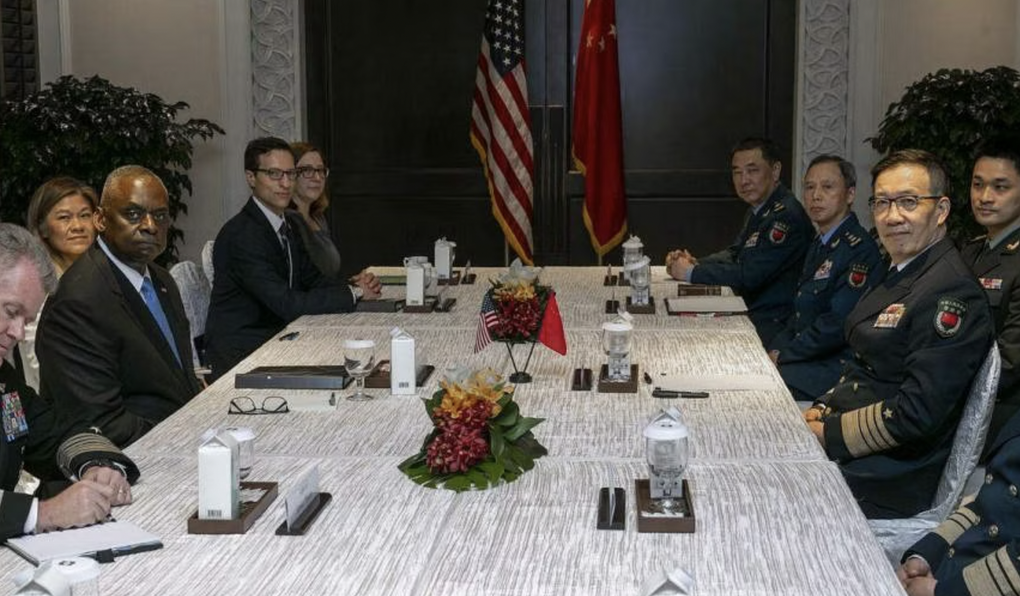 Bộ trưởng Quốc phòng Mỹ - Trung Quốc lần đầu hội đàm kể từ 2022 - 2 Bộ trưởng Quốc phòng Mỹ - Trung Quốc lần đầu hội đàm kể từ 2022 - 2