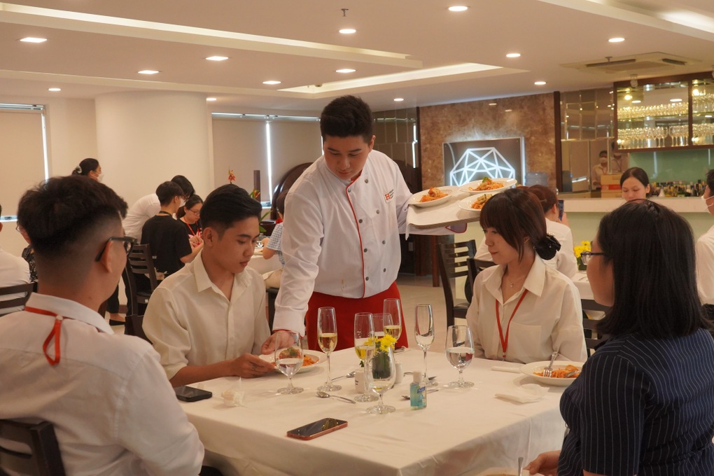 Những ngành học sang chảnh, hiện đại, lương cao dành cho dân khối C - 3 Những ngành học sang chảnh, hiện đại, lương cao dành cho dân khối C - 3